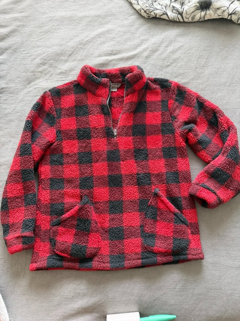 Womans pull over fluffy plaid sweater half zip